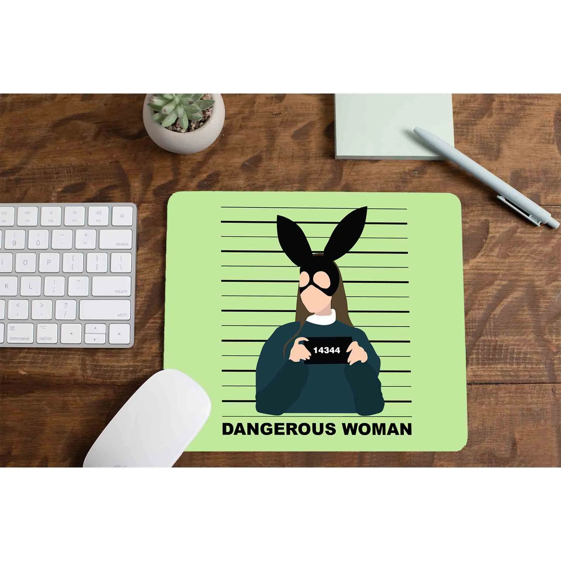 Ariana Grande Mousepad - Dangerous Woman