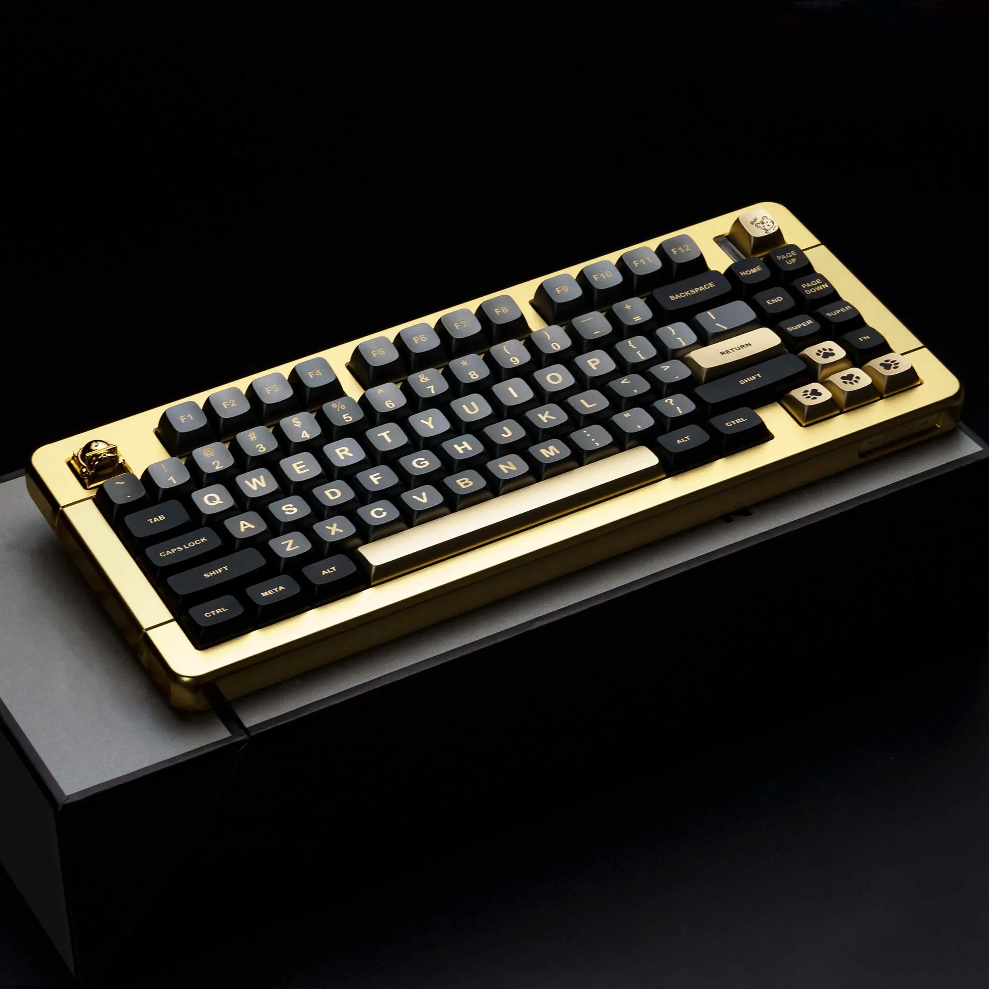 [IC] ZP80