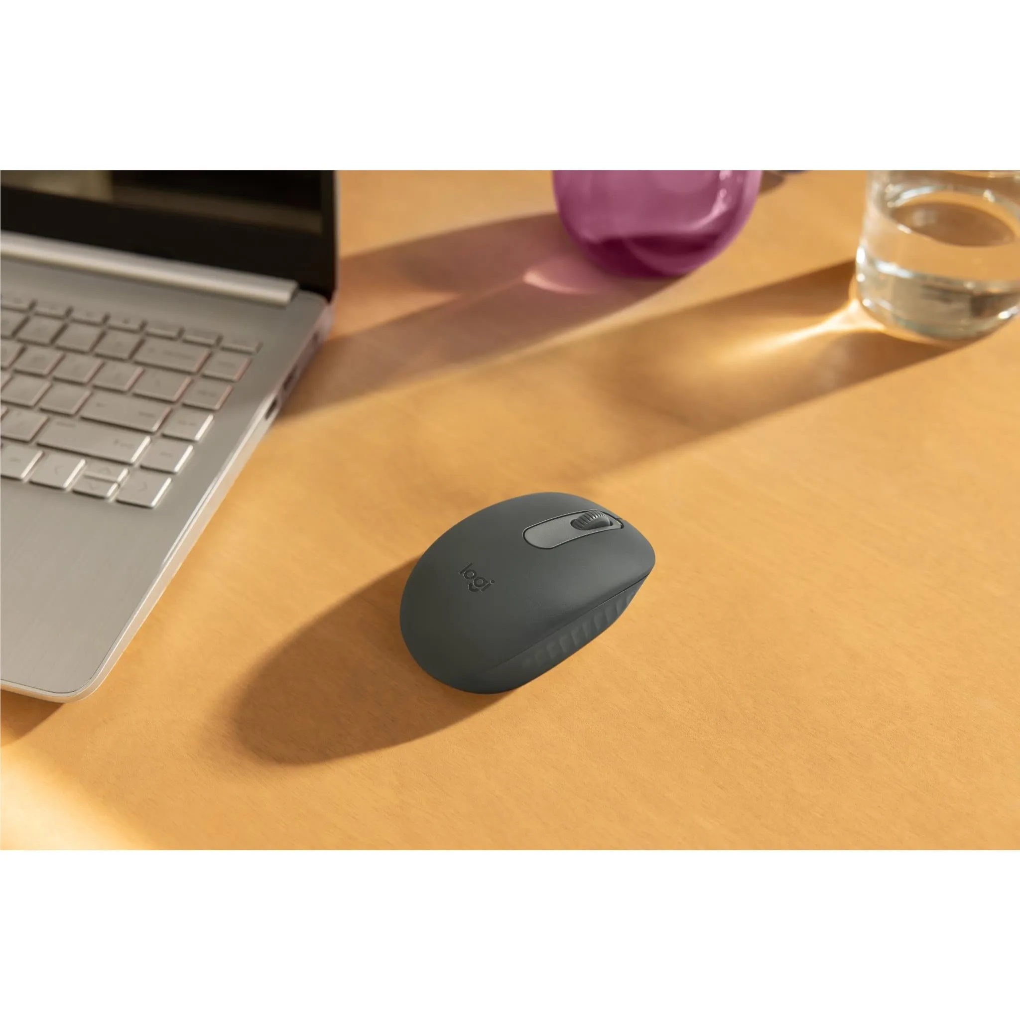 Logitech M196 Bluetooth Mouse (Graphite)