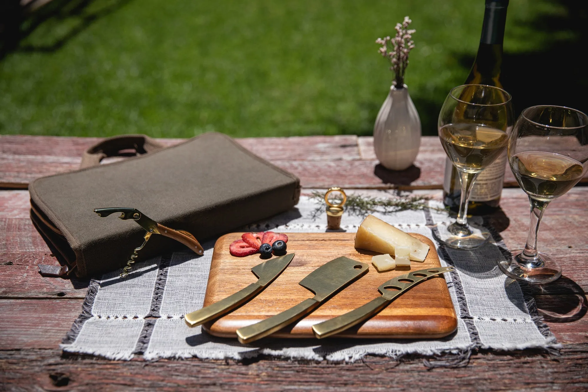 Monterey Travel Cheese Knife Set